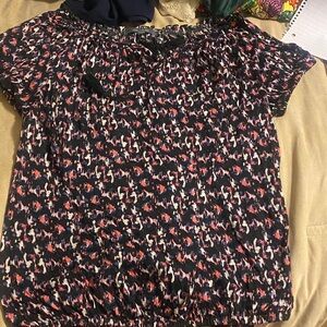 Daisy Fuentes Black and Pink Patterned Top